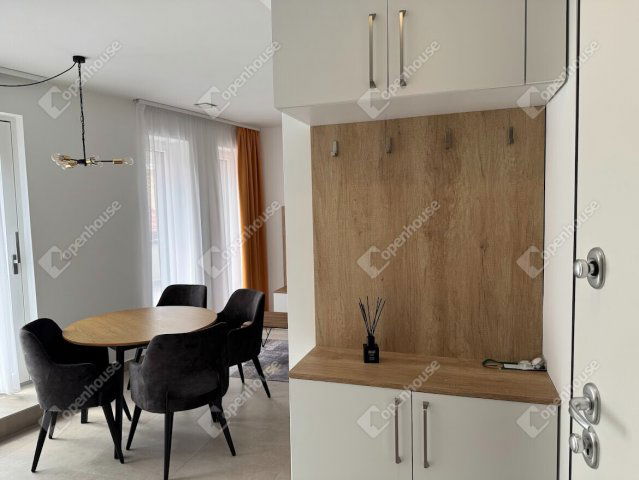 Kiadó téglalakás, albérlet, Székesfehérvárott 300 E Ft / hó