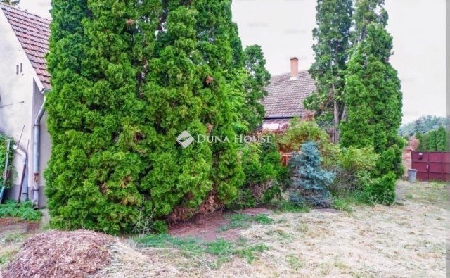 Eladó családi ház, Szegeden 62 M Ft, 5 szobás