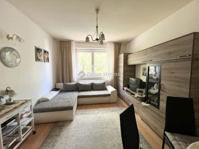 Eladó téglalakás, Nyíregyházán 59.9 M Ft, 2 szobás