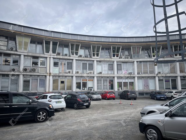 Eladó üzlethelyiség, Sopronban 19.9 M Ft, 1 szobás