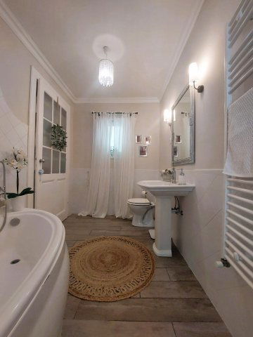 Eladó családi ház, Dunaharasztin 119.8 M Ft, 3 szobás