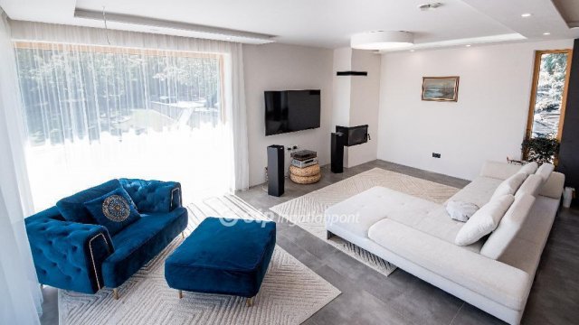 Eladó családi ház, Balatonalmádiban 499 M Ft, 6 szobás