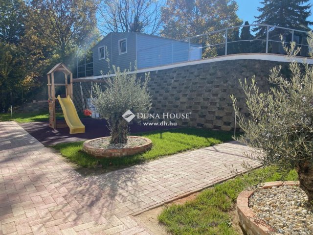 Eladó téglalakás, Orfűn 65 M Ft, 1 szobás