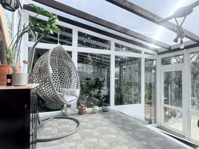 Eladó családi ház, Győrött 44.9 M Ft, 2 szobás