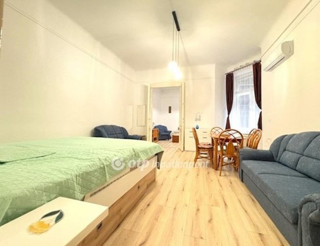 Eladó téglalakás, Budapesten, VIII. kerületben 79.99 M Ft