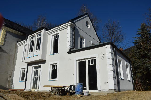 Eladó ikerház, Csobánkán 84.5 M Ft, 5 szobás