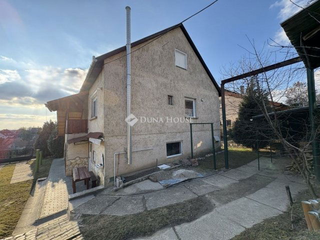 Eladó családi ház, Csolnokon 75 M Ft, 4 szobás