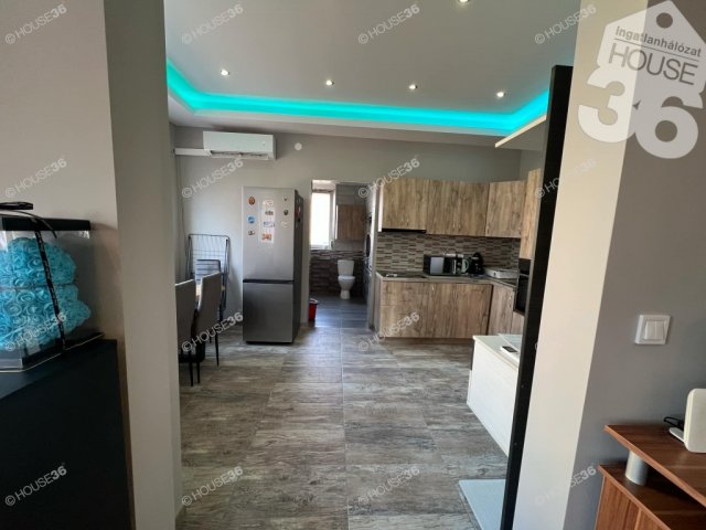 Eladó családi ház, Kecskeméten 38 M Ft, 2 szobás