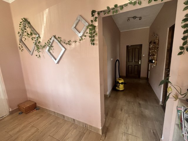 Eladó családi ház, Sarkadon 18 M Ft, 2 szobás