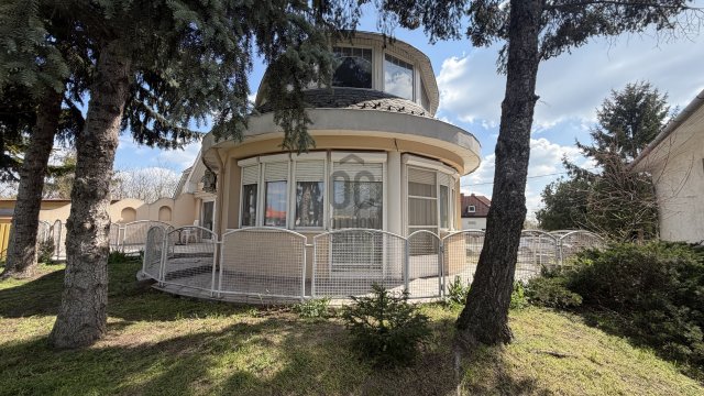 Eladó családi ház, Kecskeméten 129.9 M Ft, 4 szobás