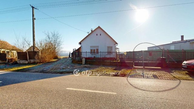 Eladó családi ház, Nyírtéten 12.5 M Ft, 1 szobás