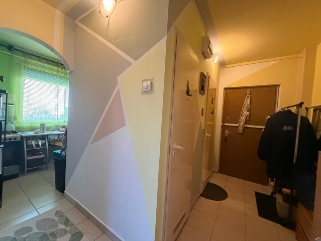 Eladó panellakás, Szegeden, Vág utcában 46.5 M Ft, 2 szobás
