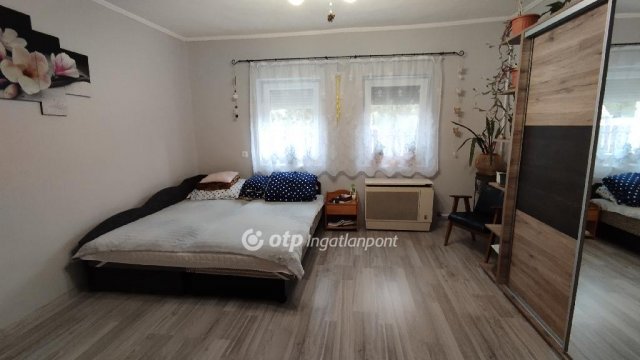 Eladó családi ház, Jánoshidán 13 M Ft, 2 szobás