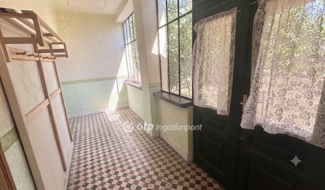 Eladó családi ház, Gyarmaton 19 M Ft, 2 szobás