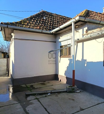 Eladó családi ház, Cegléden 28.9 M Ft, 3 szobás