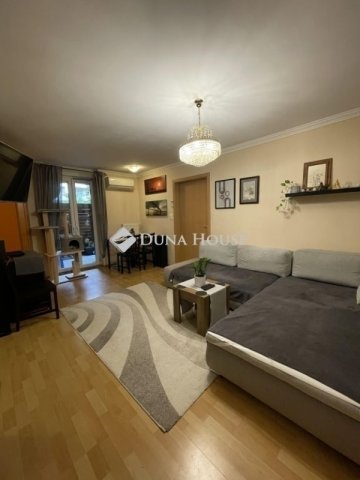 Eladó téglalakás, Budapesten, VIII. kerületben 89.9 M Ft