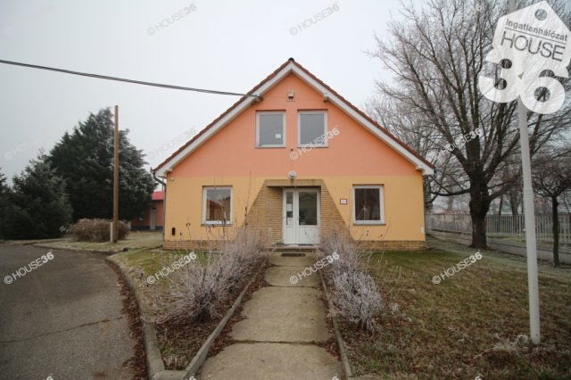 Kiadó iroda, Kecskeméten 399 E Ft / hó, 11 szobás