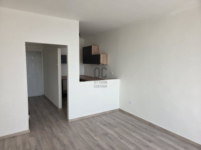 Eladó panellakás, Debrecenben 54.9 M Ft, 2 szobás