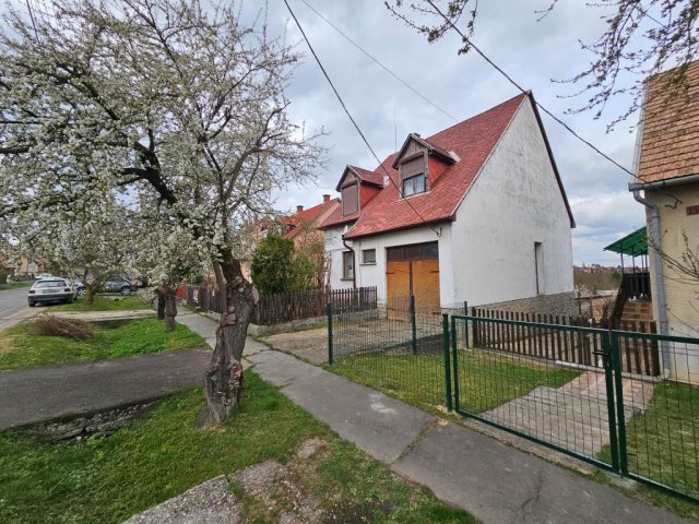 Eladó családi ház, Kaposváron, Beszédes József utcában 52 M Ft