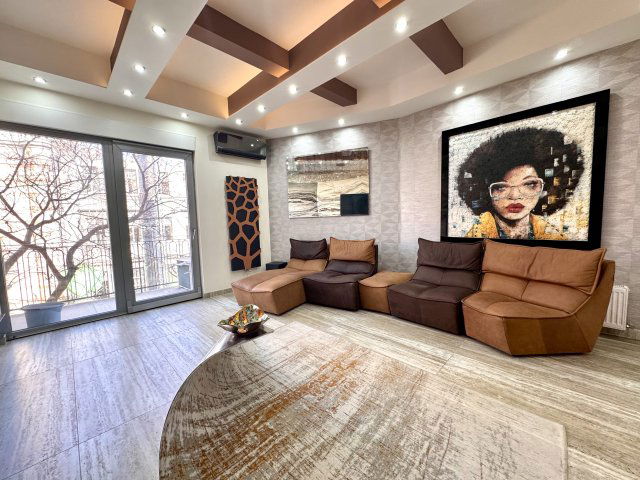 Eladó téglalakás, Budapesten, VII. kerületben, Dohány utcában