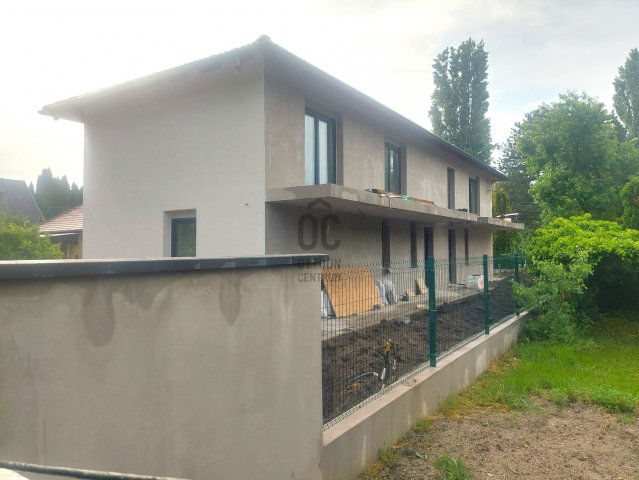 Eladó téglalakás, Siófokon 86.9 M Ft, 3 szobás