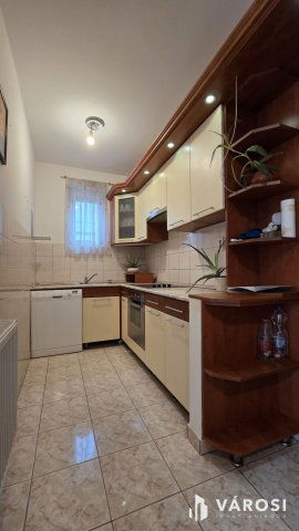 Eladó téglalakás, Debrecenben 61 M Ft, 2 szobás