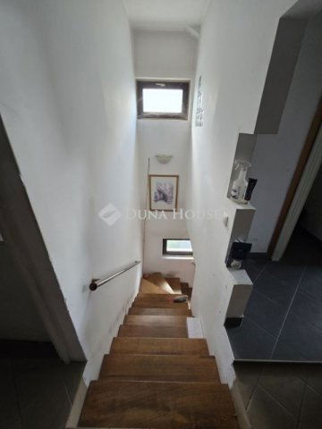 Eladó családi ház, Budapesten, XVI. kerületben 118 M Ft