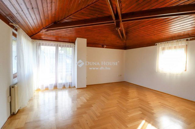 Eladó családi ház, Budapesten, III. kerületben 249 M Ft