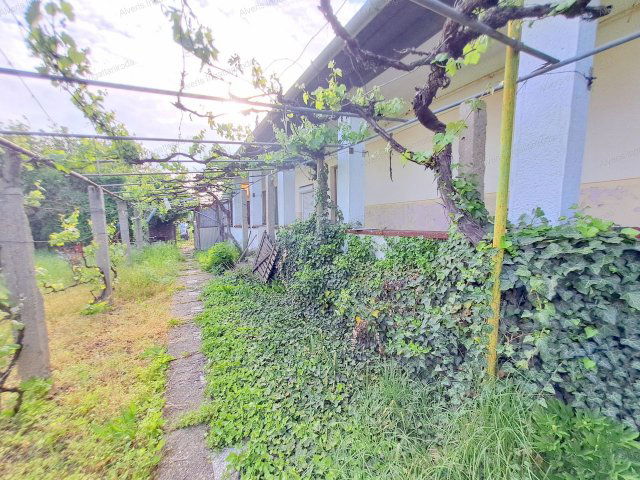 Eladó családi ház, Nyírbogdányon 21.9 M Ft, 2 szobás