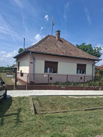 Eladó családi ház, Tyukodon 9.5 M Ft, 3 szobás