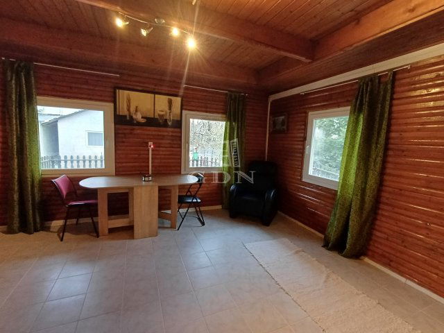 Eladó nyaraló, Érsekcsanádon 16.5 M Ft, 2 szobás