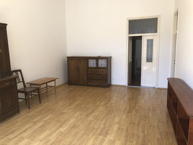 Eladó téglalakás, Szombathelyen 50 M Ft, 2 szobás