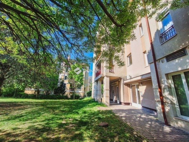 Eladó téglalakás, Monoron 49.5 M Ft, 2 szobás