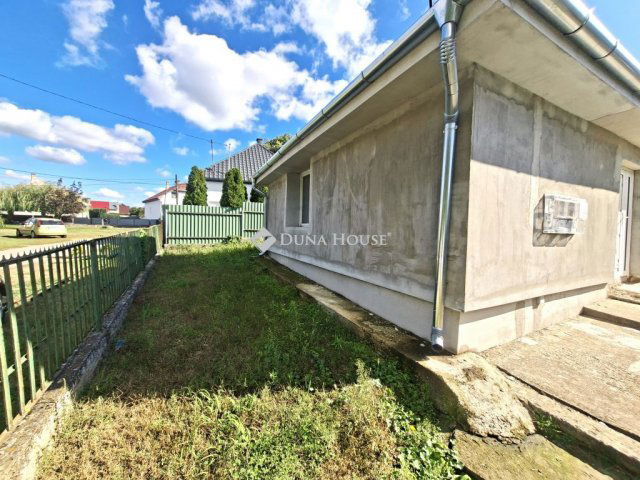 Eladó családi ház, Nagykállóban 28.5 M Ft, 3 szobás