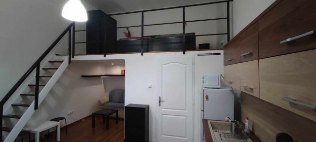 Kiadó téglalakás, albérlet, Budapesten, VI. kerületben