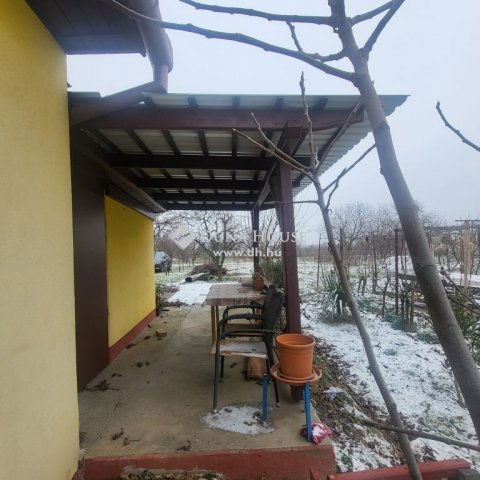 Eladó családi ház, Mohácson 24.5 M Ft, 2 szobás