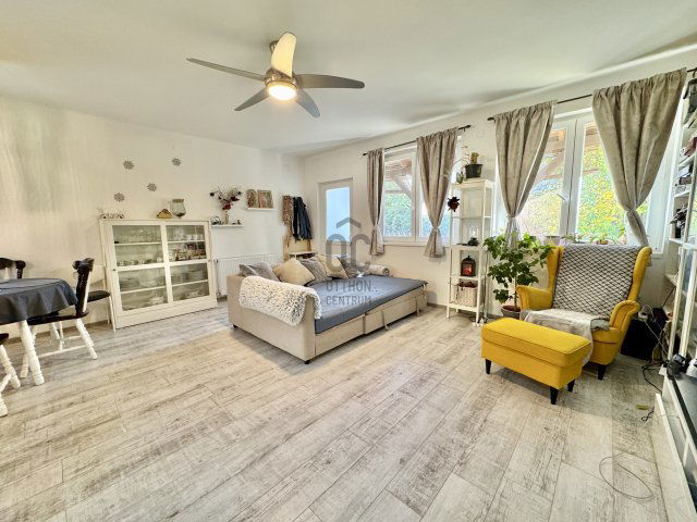 Eladó családi ház, Szigetszentmiklóson 102.5 M Ft, 3 szobás