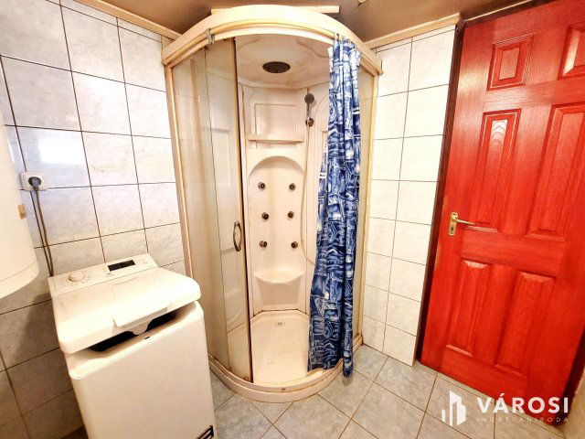 Eladó családi ház, Szeghalmon 9.9 M Ft, 2 szobás