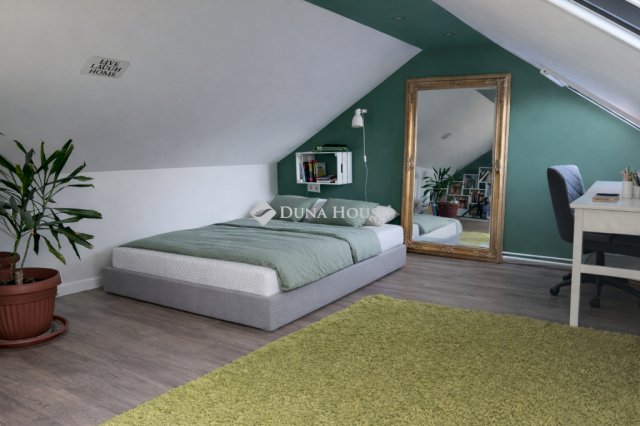 Eladó téglalakás, Budapesten, III. kerületben 89.5 M Ft