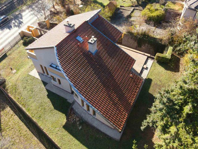 Eladó családi ház, Révfülöpön 339.5 M Ft, 5 szobás