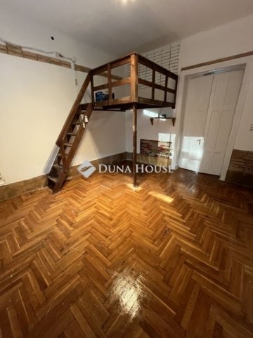 Eladó téglalakás, Budapesten, XV. kerületben 42.5 M Ft, 1 szobás