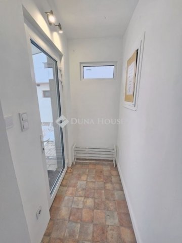 Eladó családi ház, Budapesten, XVIII. kerületben 89.98 M Ft