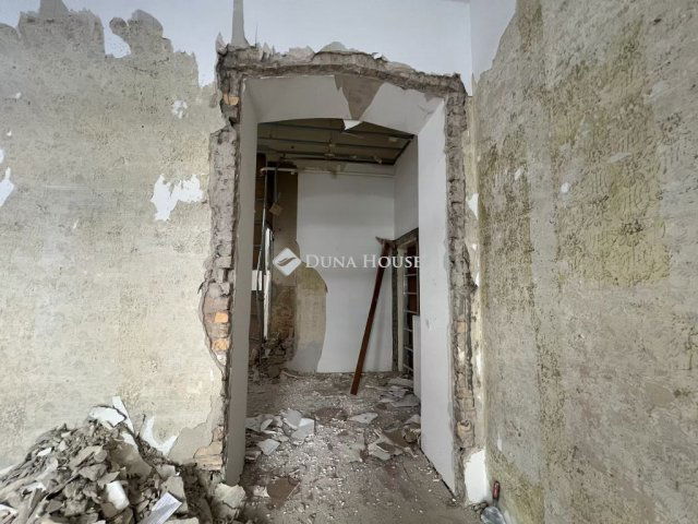 Eladó téglalakás, Budapesten, IX. kerületben 190 M Ft, 5 szobás