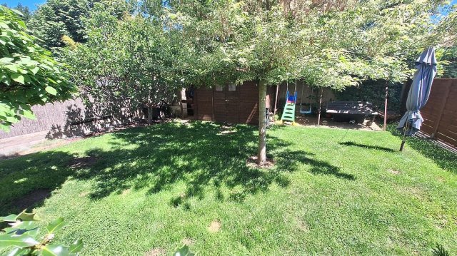 Eladó téglalakás, Gödön 95 M Ft, 4 szobás