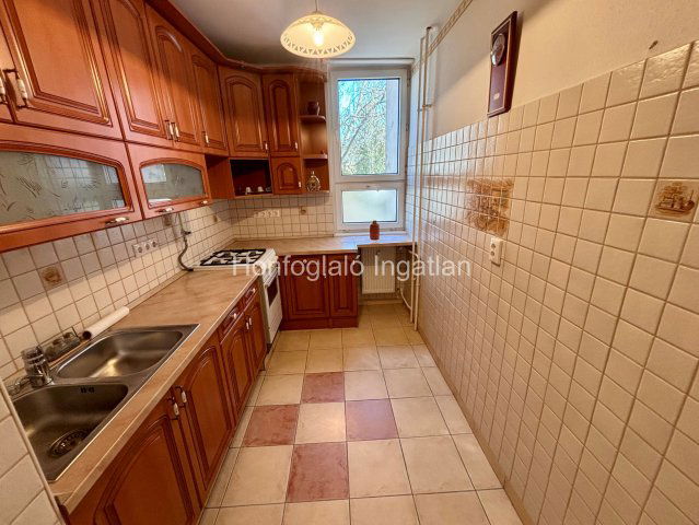 Eladó panellakás, Nyíregyházán 62 M Ft, 3 szobás