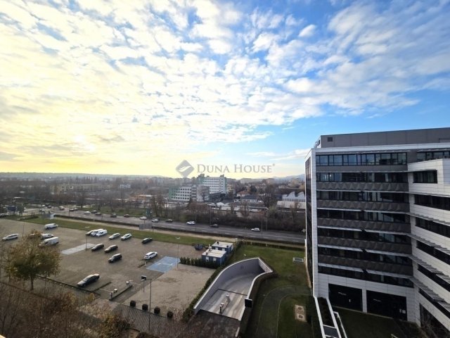 Eladó téglalakás, Budapesten, XI. kerületben 79 M Ft, 2 szobás