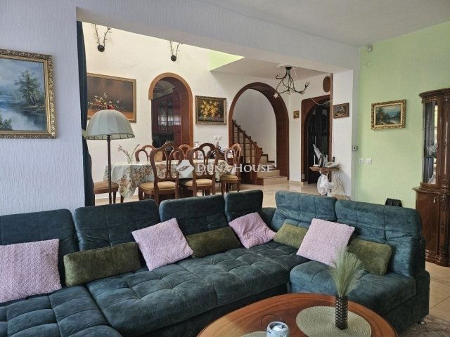 Eladó családi ház, Budapesten, XVI. kerületben 440 M Ft