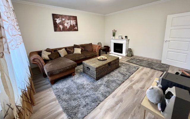 Eladó családi ház, Veresegyházon 86.9 M Ft, 2+1 szobás