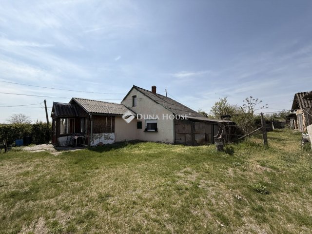 Eladó nyaraló, Bársonyoson 20.8 M Ft, 2 szobás