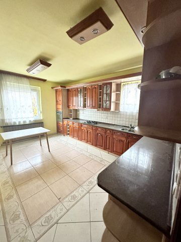 Eladó családi ház, Vecsésen 149.9 M Ft, 5 szobás